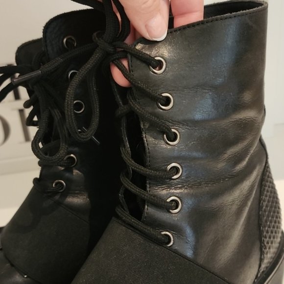 Black soft calfskin leather combat motorcycle Chelsea boots made in Italy - Picture 7 of 11